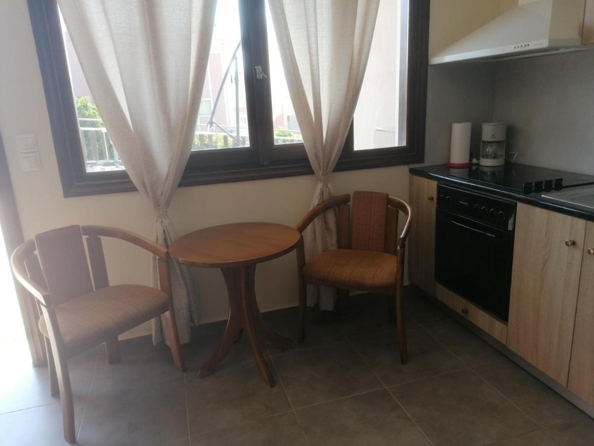 Aparthotel Ionion Fos Nikiana Exterior foto