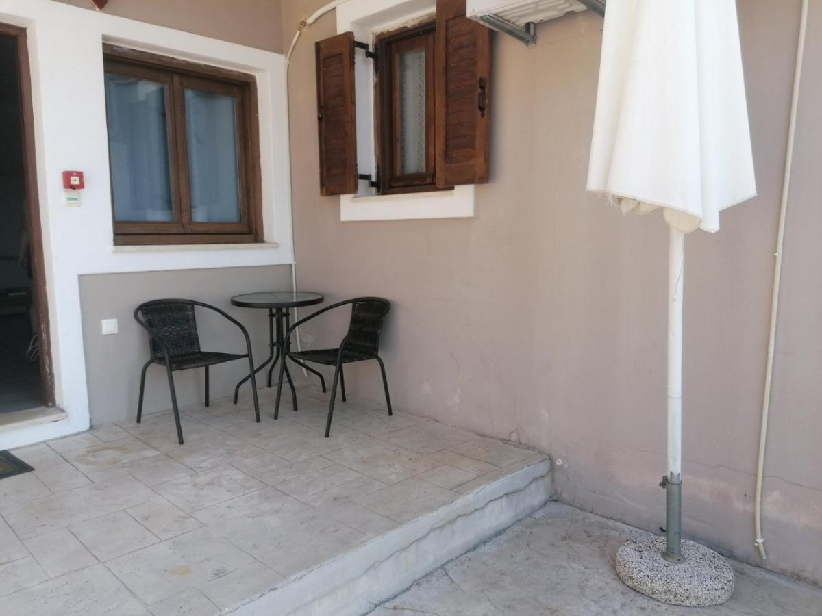 Aparthotel Ionion Fos Nikiana Exterior foto