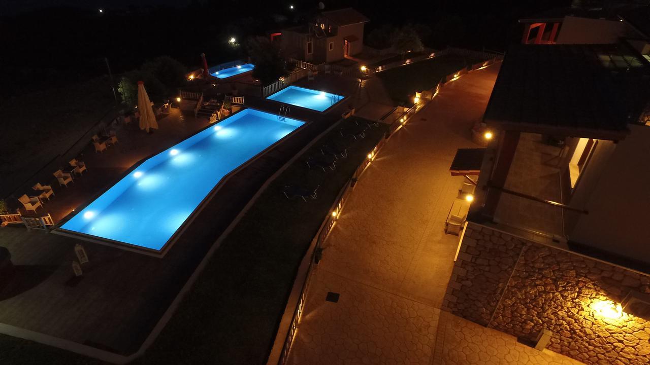 Aparthotel Ionion Fos Nikiana Exterior foto