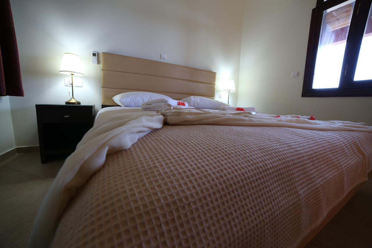 Aparthotel Ionion Fos Nikiana Exterior foto